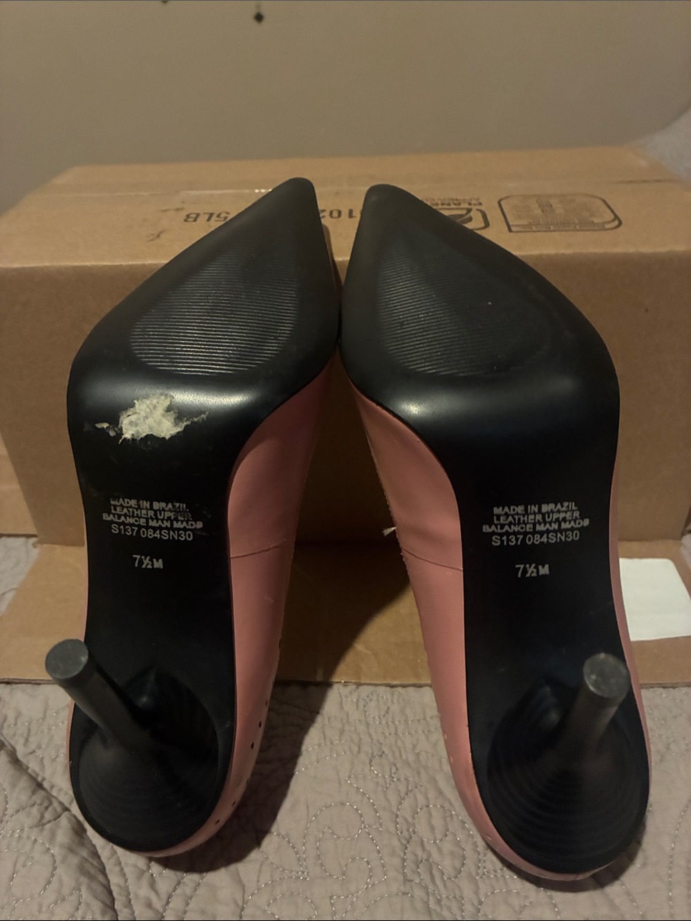 Carlos Santana Pink Pointed Toe Perforated Pumps - Picture 6 of 6